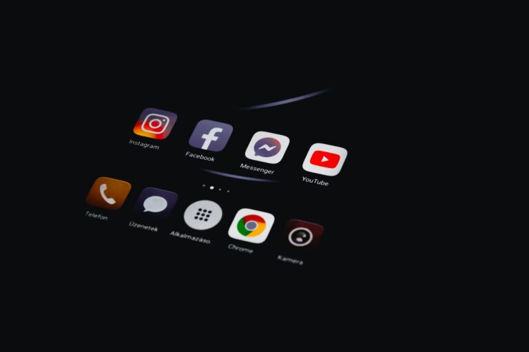 How to Use a Social Media Aggregator WordPress for Your Business 1 social media aggregator wordpress
